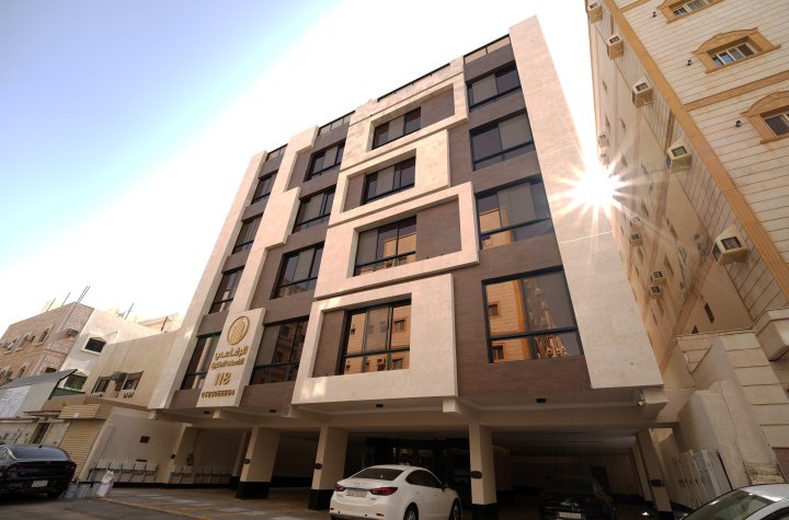 شقة الملحق 4 غرف للبيع حي البوادي